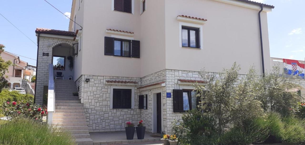 Studio Apartman Kris Marinici  Luaran gambar