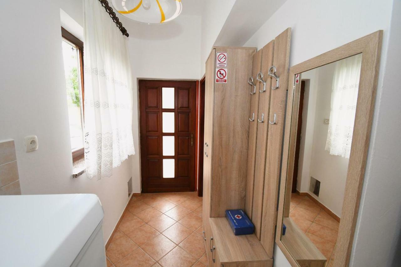 Studio Apartman Kris Marinici  Luaran gambar