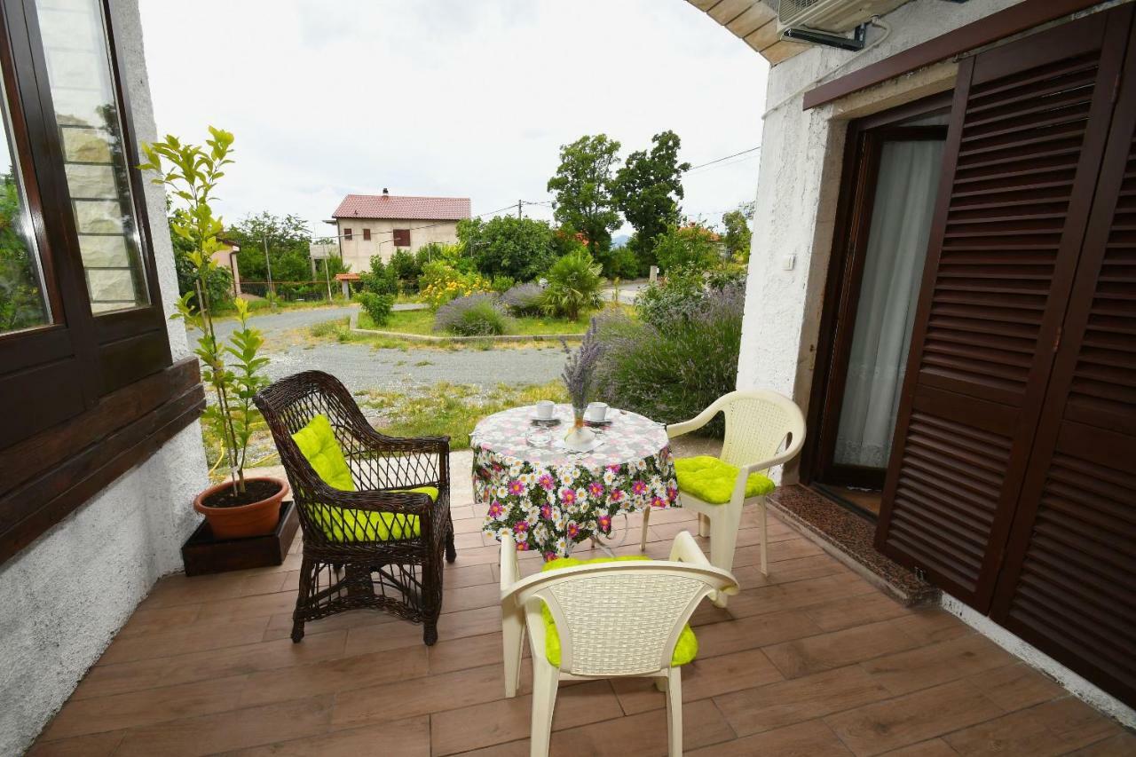 Studio Apartman Kris Marinici  Luaran gambar